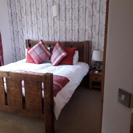 The Birdcage Guest House Cornhill on Tweed Екстер'єр фото